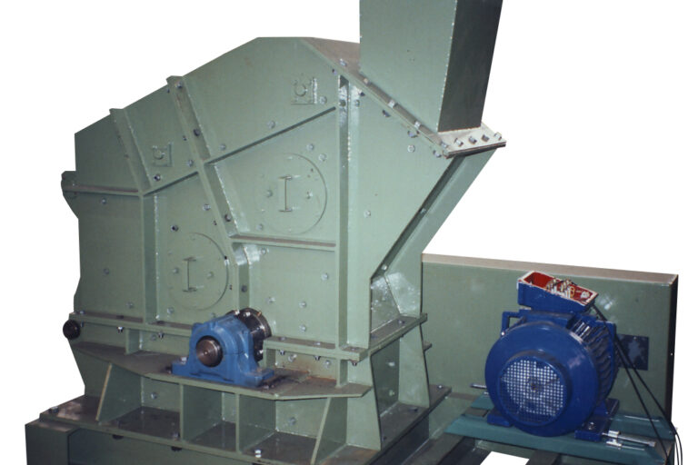 Percussion mill