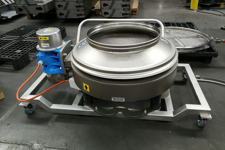 Vibrating screen